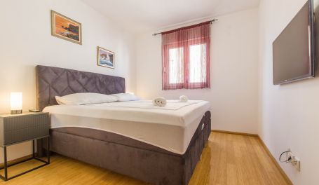 Barbin apartment in center