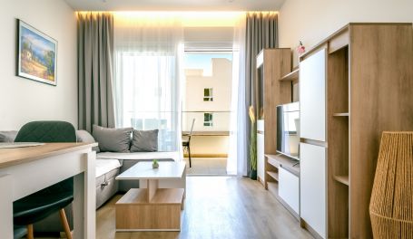 Elegant Stay Apartment