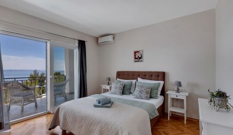 Villa Theos