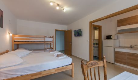 Studio uz plažu Dragienne XIII