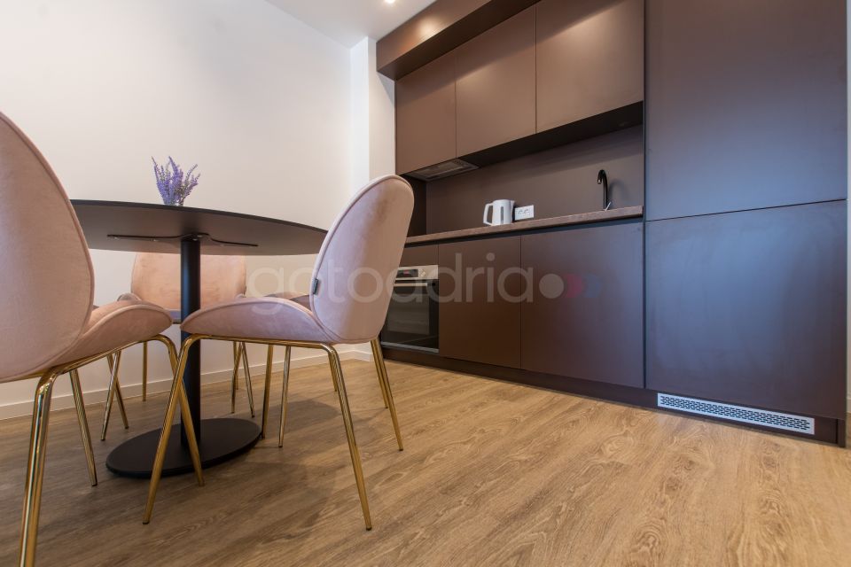 Lux Apartman Ella