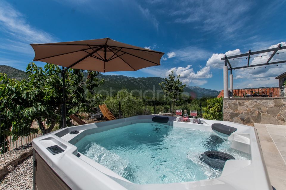 Villa Le Adria • Hot Tub • Free Beach Parking