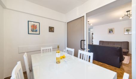 City center apartment Dolore II