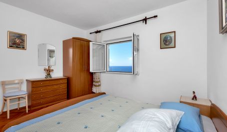 Seaview apartment Maria III