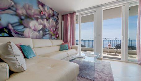 Luxury Apt In Villa•Saphir•Shared Pool•Sea View