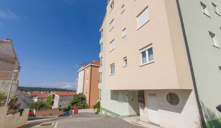 Barbin apartment in center